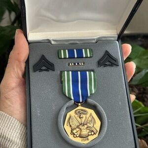 US Military Achievement Award Medal & Ribbon Plus Corporal Pins